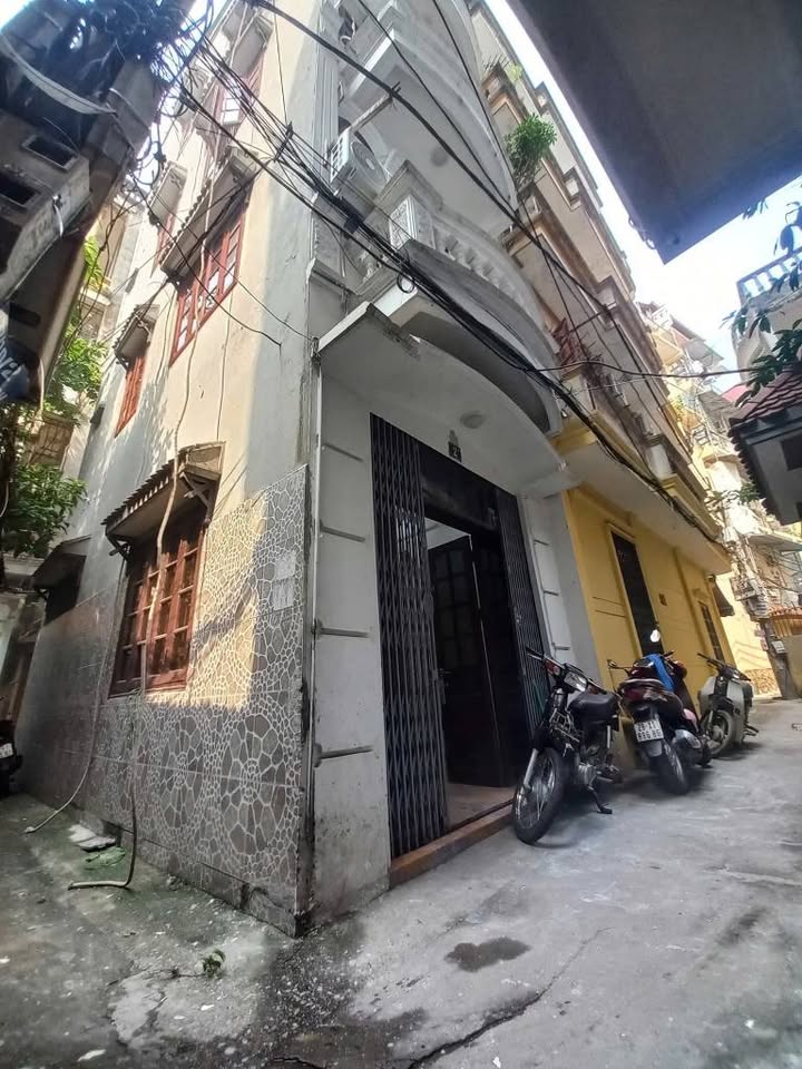 Nhà phố Bùi Xương Trạch 30m² giá 7.1 tỷ - Lô góc, thoáng sáng