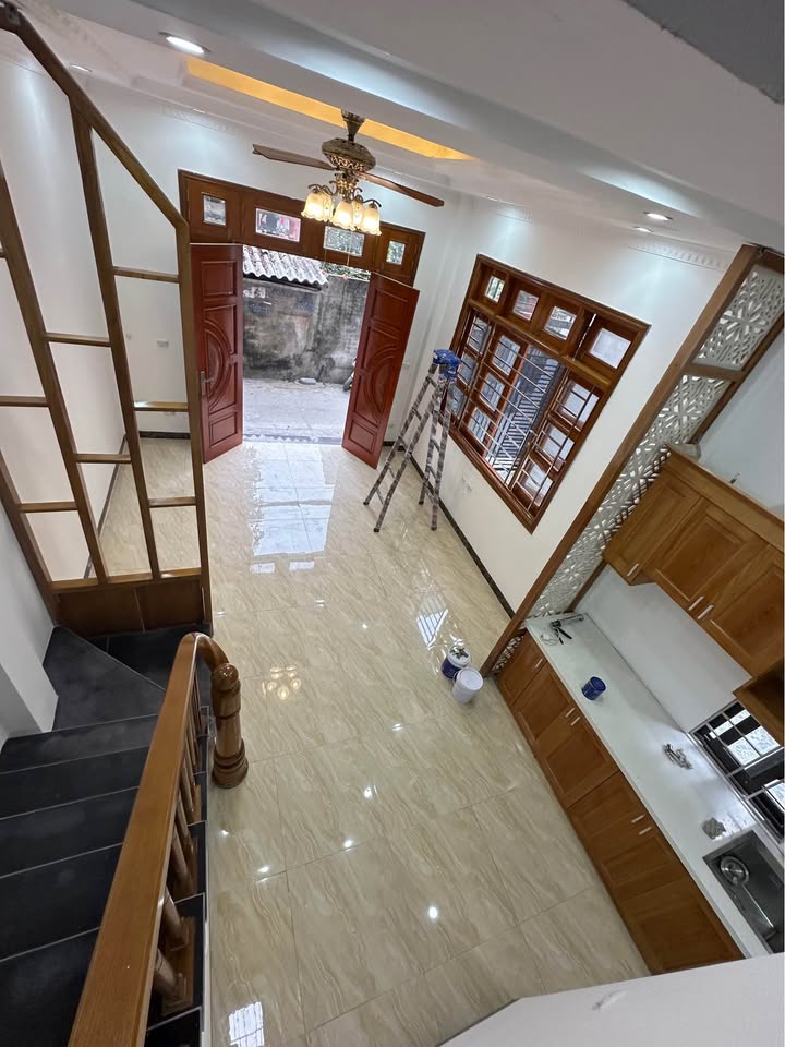 FrontHouse Thạch Bàn 35m² giá 7 tỷ - Ô tô tránh 50m!