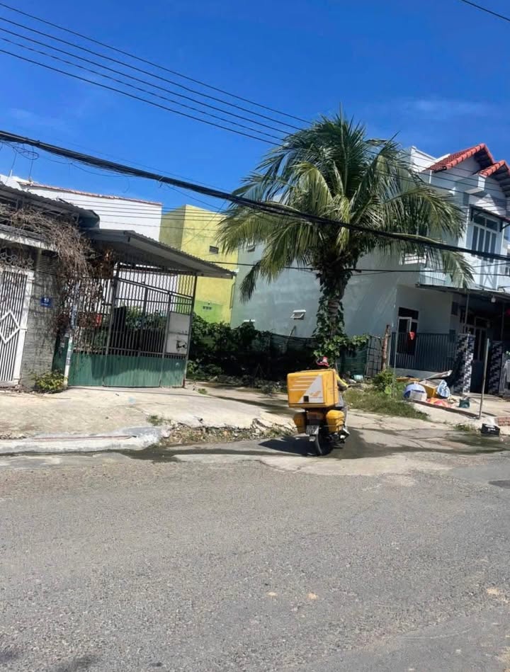 Đất nền gần Bến du thuyền Bắc Nha Trang 70m² giá 4.5 tỷ - Cơ hội hiếm có!