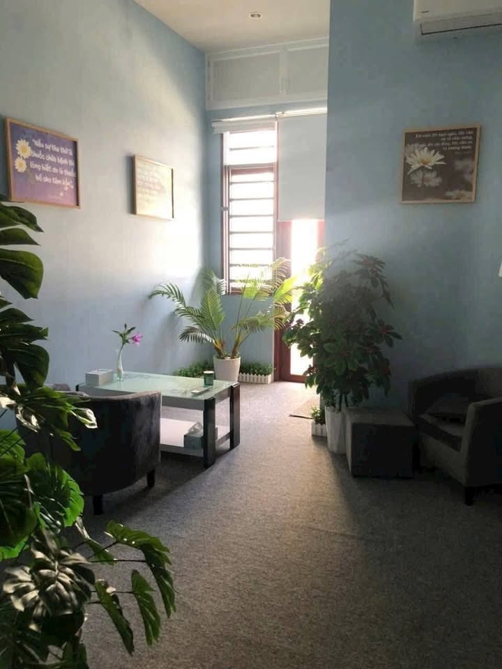 Nhà 1 trệt 1 lầu Phường Tân Tiến 252m² giá 11 tỷ - Sẵn sàng vào ở!