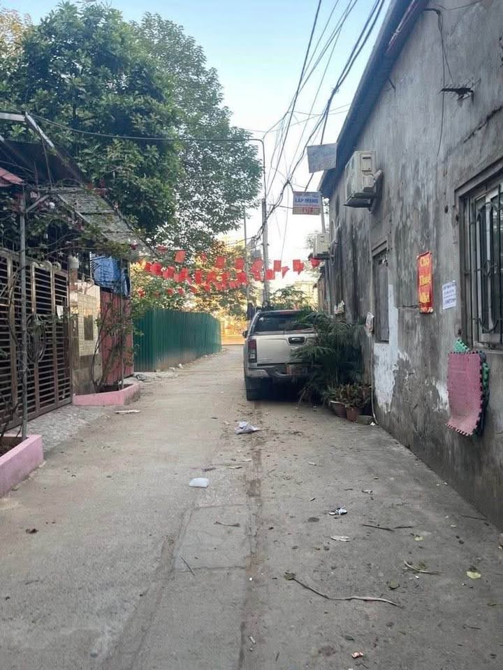 Đất nền đẹp tại Định Công, 64m² giá 10 tỷ - Cơ hội đầu tư tuyệt vời!