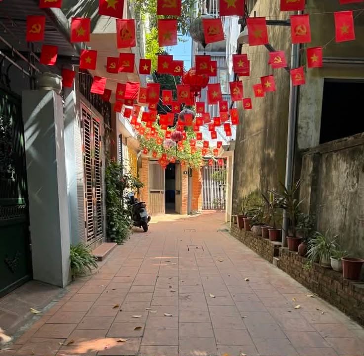 Nhà riêng 54m² Vạn Phúc Hà Đông giá 8 tỷ - Rẻ nhất khu vực phố Lụa!