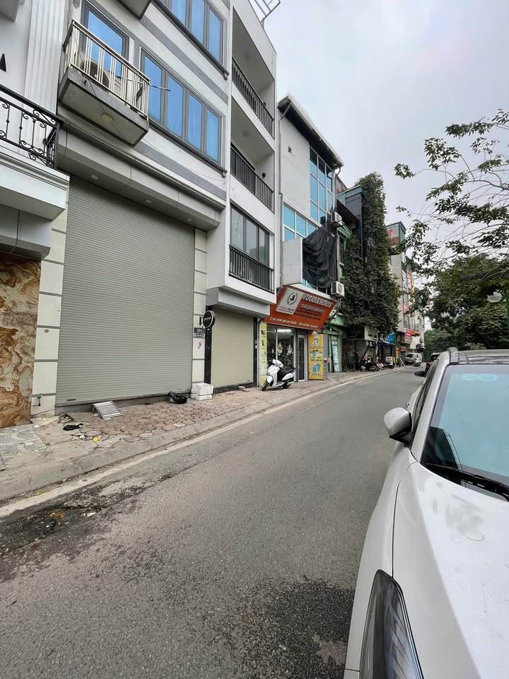 FrontHouse Bờ Sông Sét, Quận Hoàng Mai, 35m², giá chỉ 12 tỷ - Đầu tư sinh lời ngay!