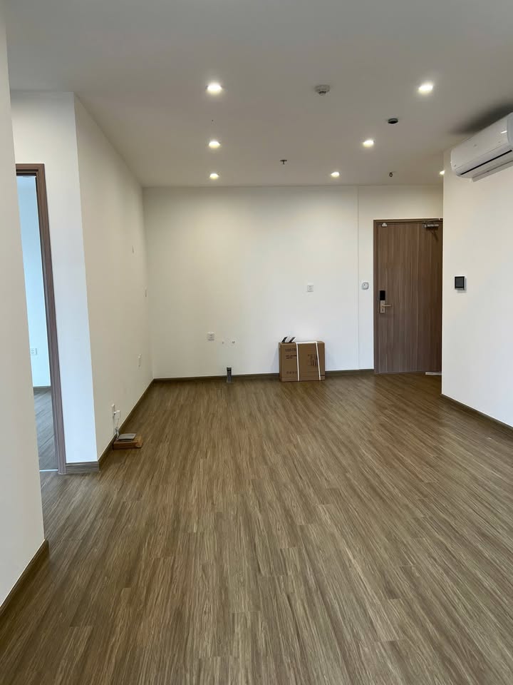 Căn hộ Vinhomes Smart City Tây Mỗ 76m² giá 6.05 tỷ - Nhà mới keng, sẵn sàng ở ngay!