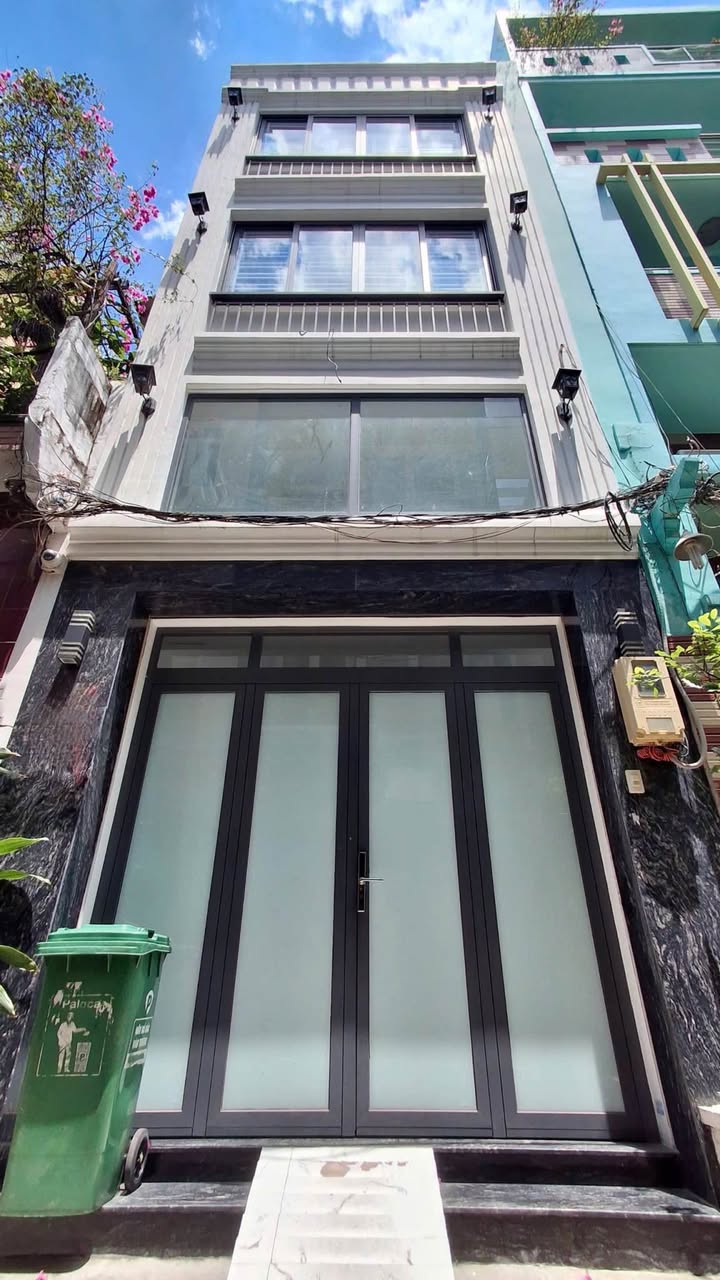 Nhà phố Trần Hưng Đạo, Q5, 73m² giá 650 triệu - Hẻm ô tô, đầu tư sinh lời!