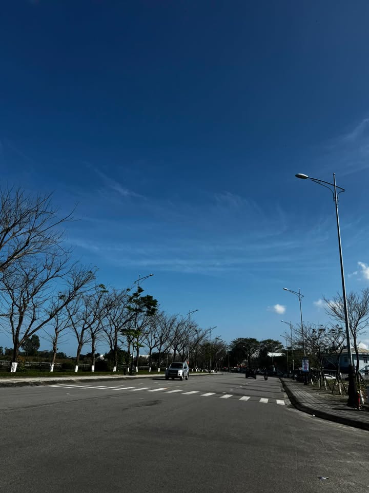 Nhà cấp 4 Khu phố mới Tân Thạnh, Đường 27m, 168m² giá 4.3 tỷ - Đầu tư sinh lời!