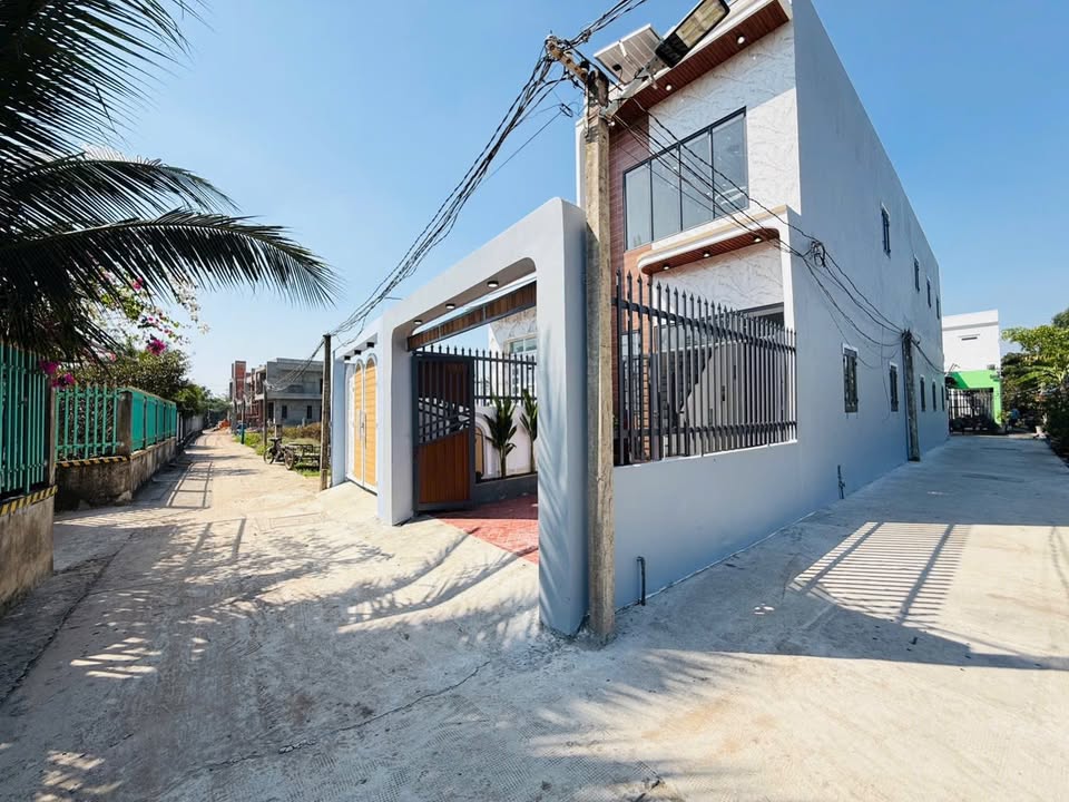 Nhà Gác Lửng 2 Mặt Tiền Đường Đinh Đức Thiện 120m² giá 2.15 tỷ - Chính chủ bán gấp!