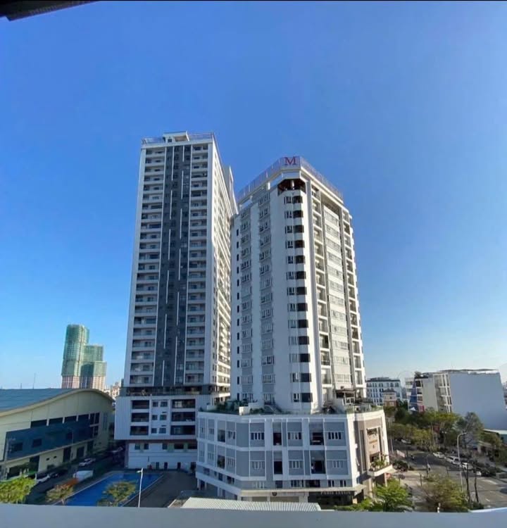 Văn phòng cho thuê tại Toà Monarchy, Sơn Trà 100m² - Phù hợp cho doanh nghiệp!