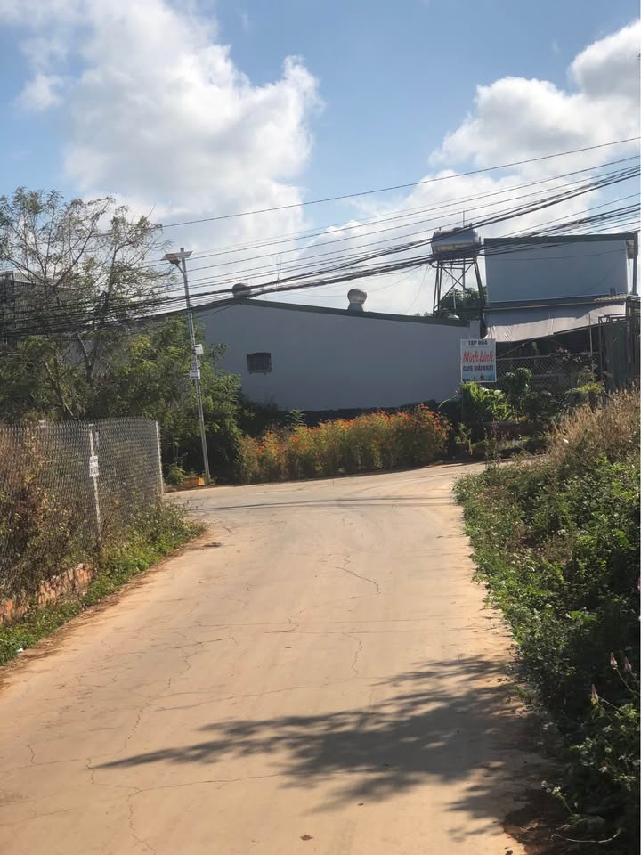 Đất nền Khu Tái Định Cư 19/5 Buôn Ma Thuột 100m² giá 1.78 tỷ - Pháp lý rõ ràng