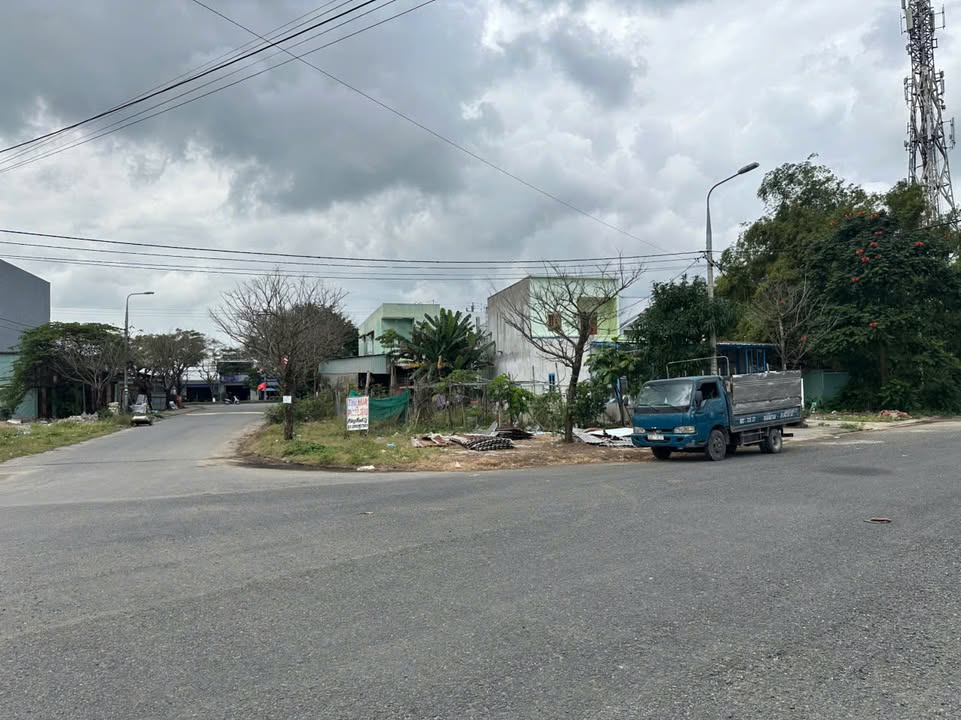 Nhà 2 tầng mới xây tại Điện Ngọc 138m² giá 5.35 tỷ - Vị trí cực đẹp gần Agribank