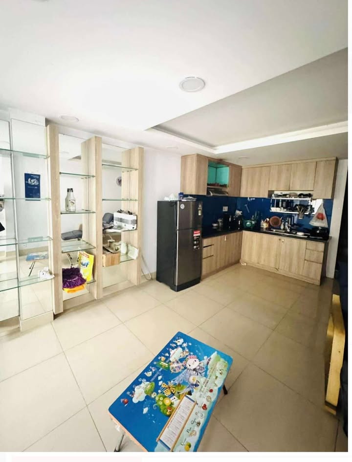 Nhà 5 tầng Phan Đăng Lưu 40m² giá 6.7 tỷ - Đầu tư sinh lời ngay!