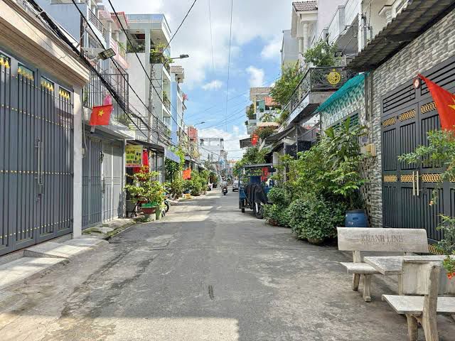 Nhà phố Bùi Thị Xuân, Tân Bình 63m² giá 7.9 tỷ - Vị trí đẹp, tiện ích đầy đủ!