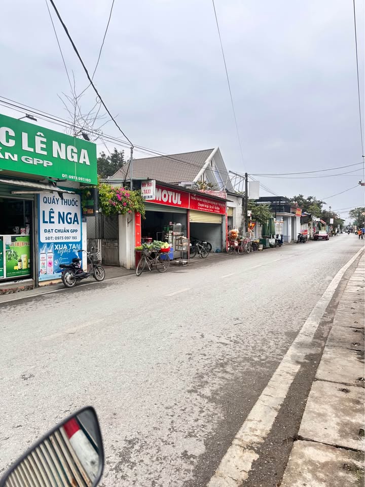 Đất nền 400m² tại Xã Lưu Vệ, Huyện Đông Sơn - Nhà 3 phòng ngủ, giá 1 tỷ VND!