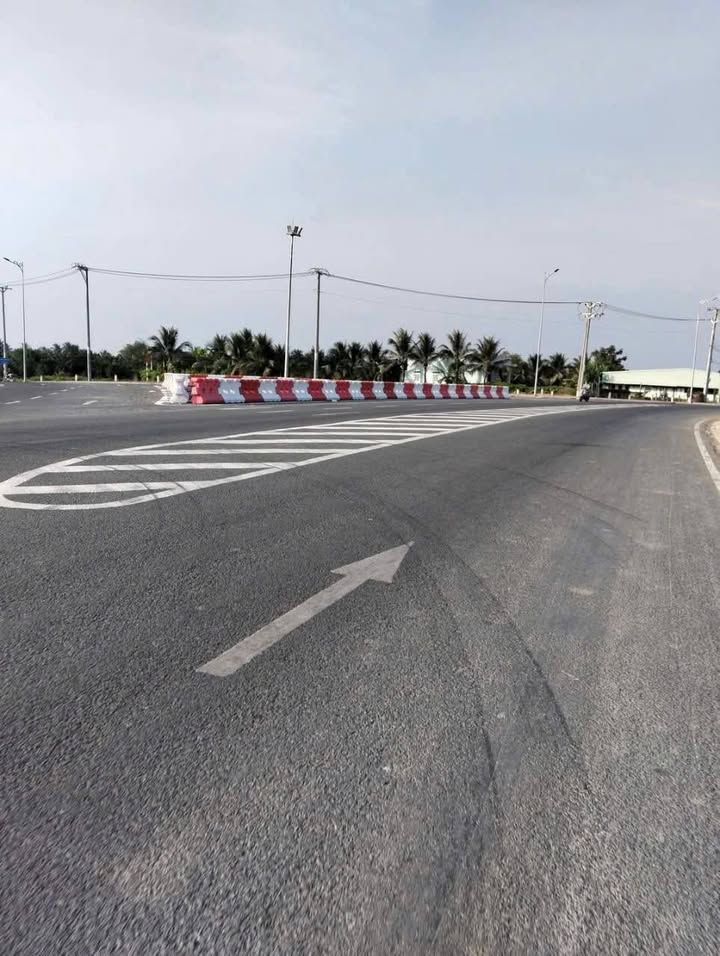 Nhà cấp 4 Ấp 2, Xã Mỹ Phú, 299m² giá 1.6 tỷ - Cần bán gấp!