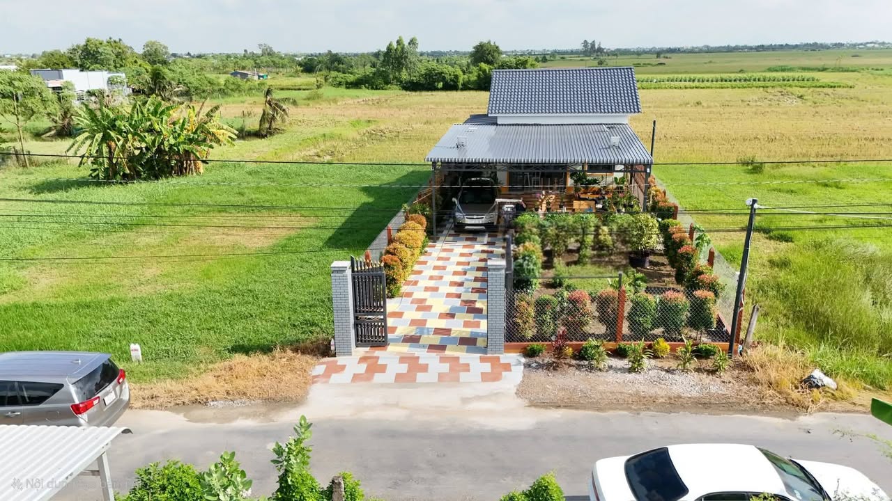 Nhà vườn mặt tiền đường HL05B, xã Bình Nghị, 316m², giá chỉ 1.75 tỷ - Sẵn sàng vào ở!