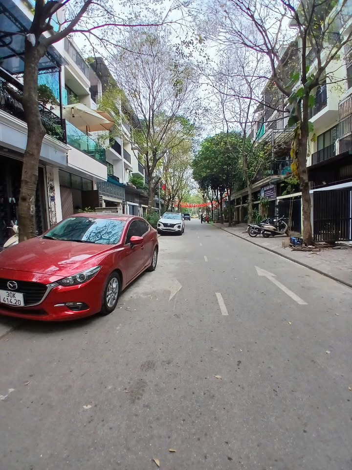 FrontHouse LK Báo Nhân Dân 65m² giá 17 tỷ - Kinh doanh đỉnh cao!