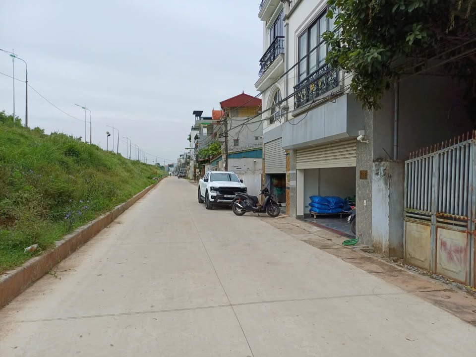 Nhà riêng Đông Mỹ, Thanh Trì 70m² giá chỉ 2.2 triệu - Ô tô đỗ cửa thoải mái!