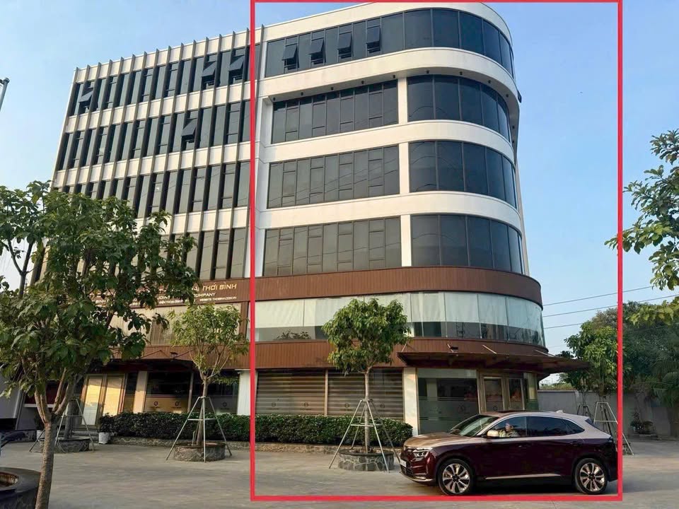 Văn phòng cho thuê tại Toà nhà Sinco, Quận Bình Tân - Diện tích 1013m², giá 125 triệu/tháng - Thiết kế hiện đại!