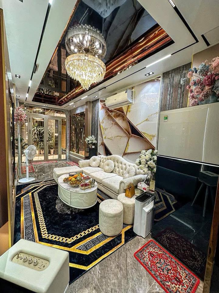 Nhà phố Minh Khai, Hai Bà Trưng 40m² giá 15 tỷ - Rinh ngay trước Tết!