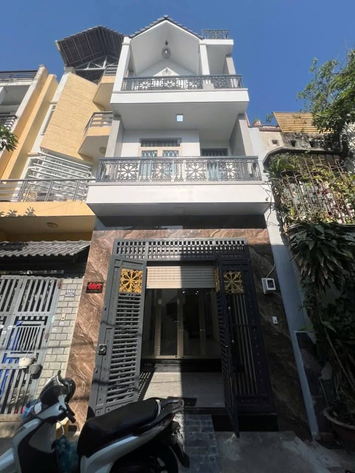 Nhà phố mới 100% tại Gò Xoài, 64m² giá 7.9 tỷ - Thiết kế sang trọng, tiện nghi đầy đủ!