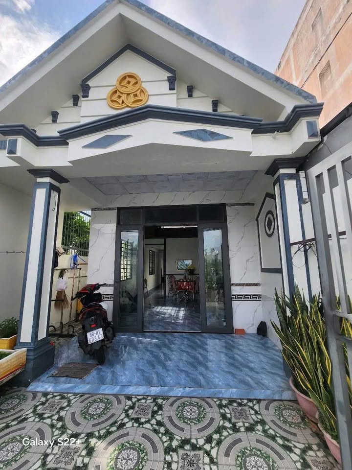 Nhà mặt tiền La Sơn Phu Tử, Rạch Giá, 95m² giá 1.006 tỷ - Khu vực an ninh phát triển!