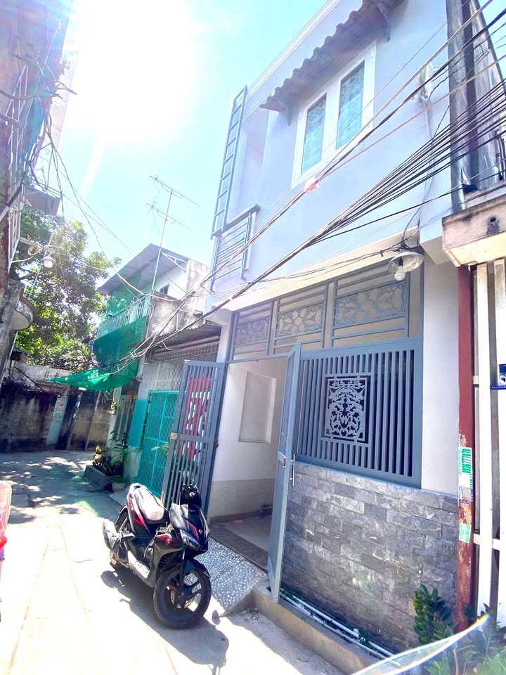 Nhà gần chợ Đại Hải Bà Điểm 45m² giá 3.29 tỷ - Pháp lý rõ ràng, sẵn sàng vào ở!