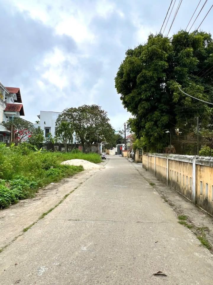 Đất mặt tiền Hoàng Trọng Mậu, Phú Thượng 109.5m² giá chỉ 2.5 tỷ - Cơ hội đầu tư tuyệt vời!