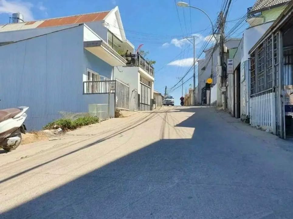 Đất nền đường Kim Đồng Đà Lạt 420m² giá 16 tỷ - View đẹp vĩnh viễn!