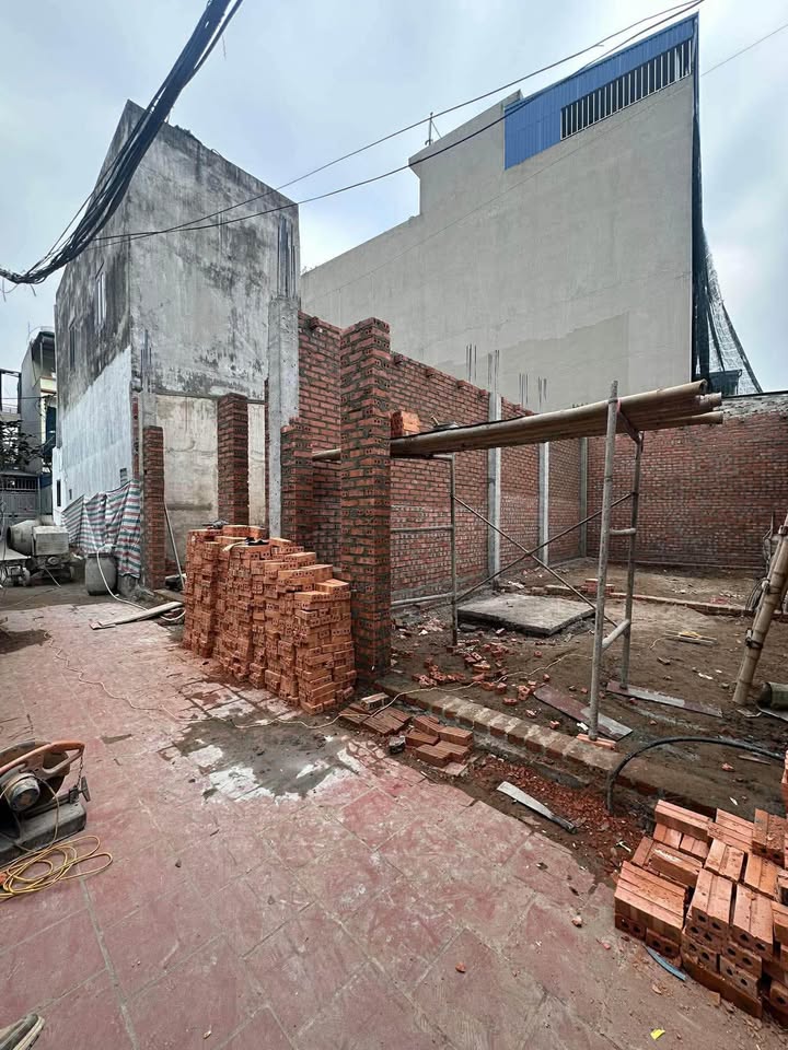 Nhà phố 3 tầng tại Ngõ Bùi Bằng Đoàn, Nam Định - Giá chỉ 2.2 tỷ