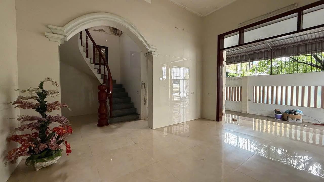 Nhà 2 tầng kiên cố tại Tdp 8, TP. Hà Tĩnh - Giá 3.9 tỷ, 3 mặt tiền thoáng đãng!