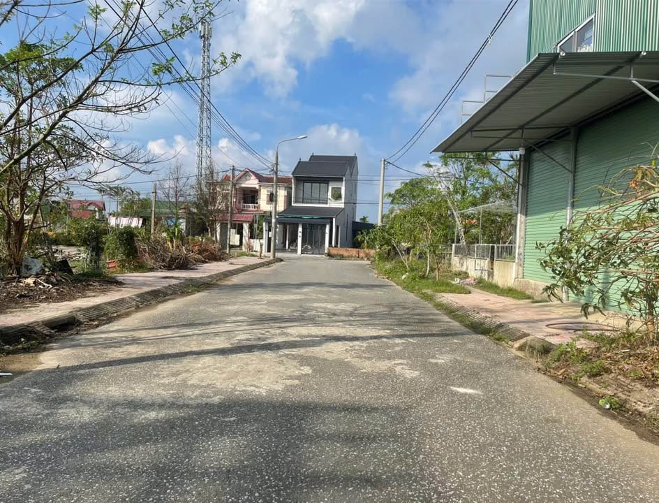 Đất nền Đội Quang, Trần Phú, Hà Tĩnh 160m² giá 3.2 tỷ - Đường rộng thoáng đãng!