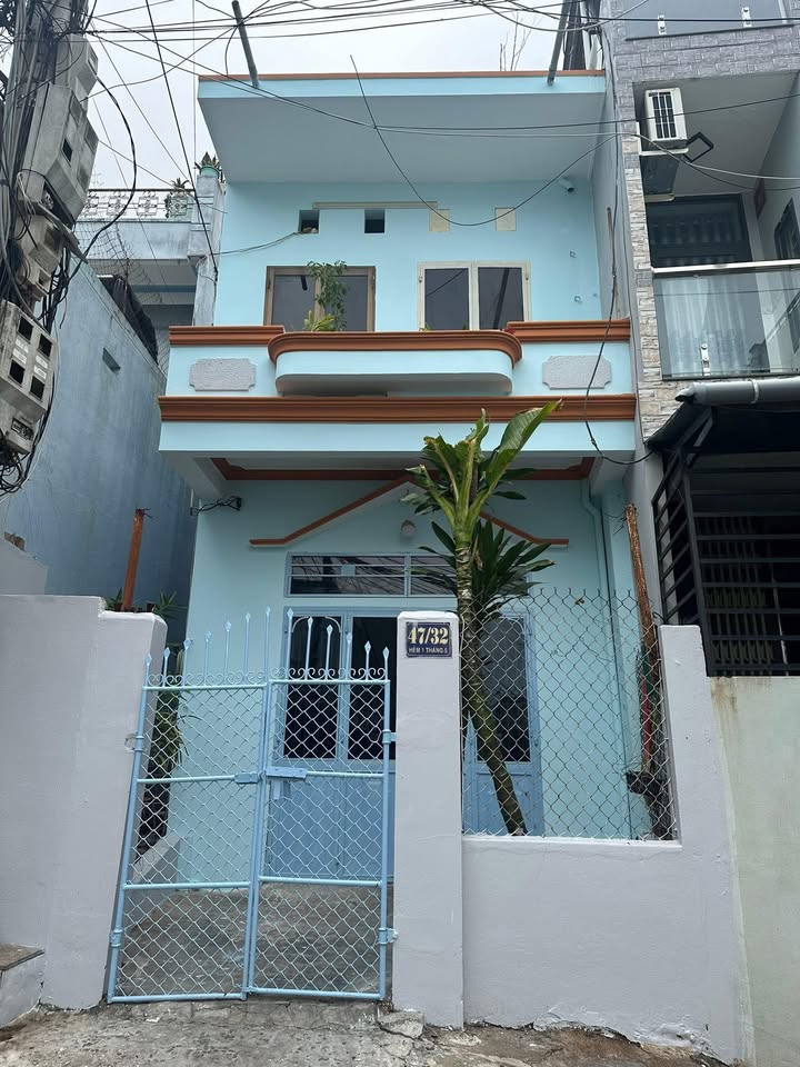 Nhà bán gấp đường 1 tháng 5, Quy Nhơn 35m² chỉ 1.2 tỷ - Hẻm ô tô vào tận nhà!