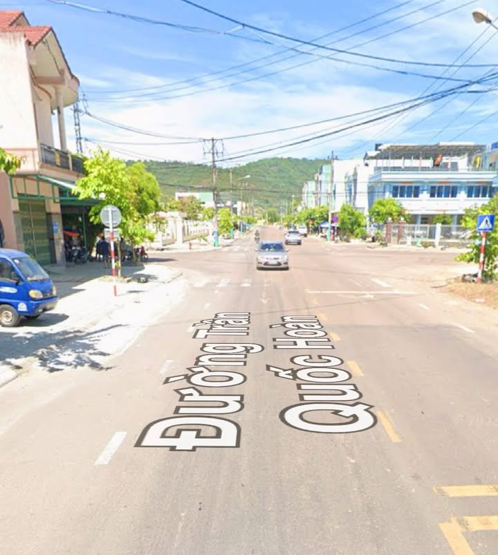 Lô đất 2 mặt tiền Trần Quốc Hoàn, Quy Nhơn 324m² giá 11 tỷ - Cơ hội đầu tư đắc địa!
