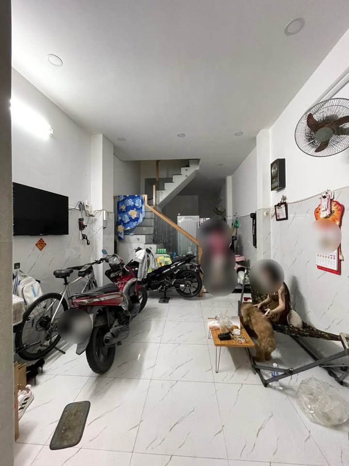 Nhà riêng Phường Hưng Phú 45m² giá 4.15 tỷ - Sẵn sàng vào ở ngay!