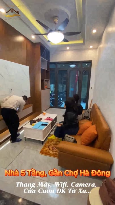 Nhà 5 tầng phố cổ Hà Đông 32m² giá thỏa thuận - Ô tô đỗ cửa, tiện ích đầy đủ!