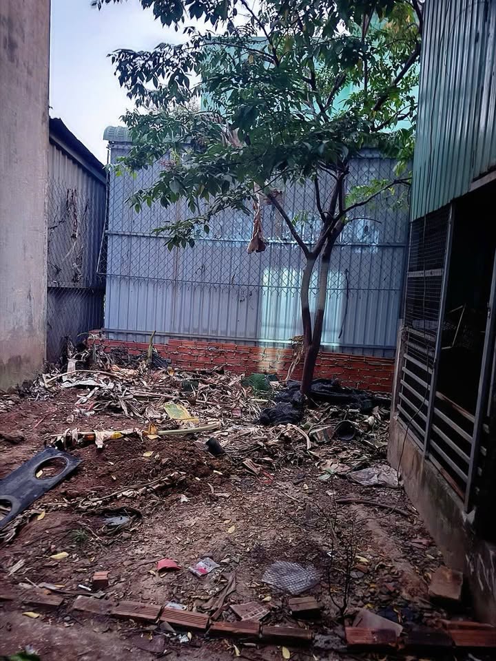 Nhà kho cho thuê tại đường N3, Khánh Bình, 100m² - Kinh doanh thuận lợi!