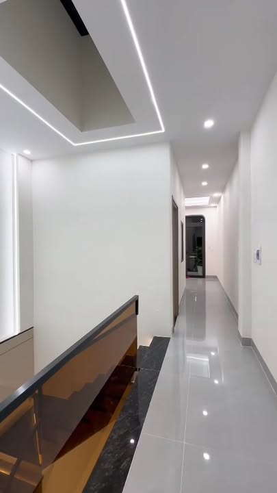 Nhà phố Tân Cổ Điển 3 tầng tại Bình Chuẩn 104m² giá 6.5 tỷ - Full nội thất chính chủ!