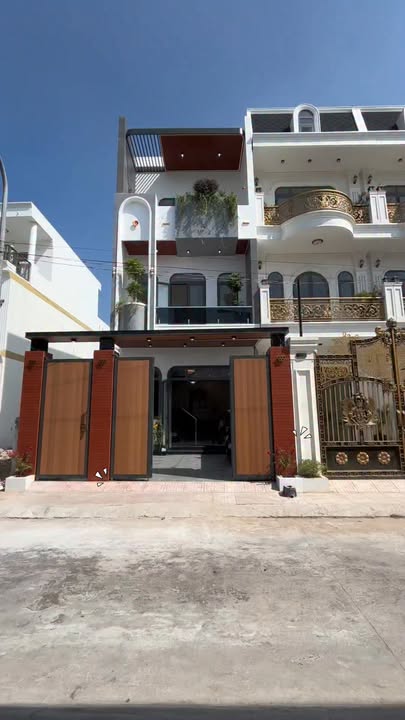 Nhà mặt tiền Rạch Bạch Nha, Gò Công, 88m² giá 4.8 tỷ - Sổ đỏ chính chủ, thương lượng ngay!