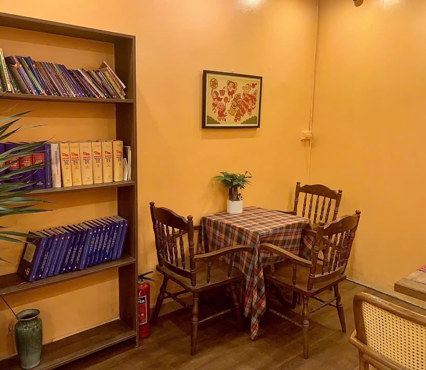 Quán Cafe FrontHouse tại Trần Quang Diệu 80m² giá 300 triệu - Cơ hội kinh doanh tuyệt vời!