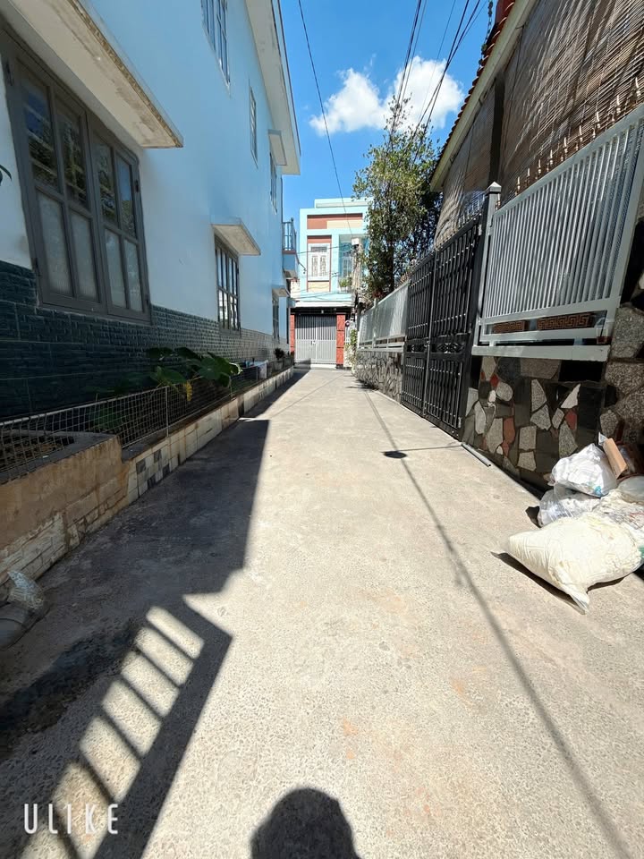 Nhà 1 Trệt 1 Lầu Phường Bình Đa 30m² giá 1.3 tỷ - Sổ hồng chính chủ