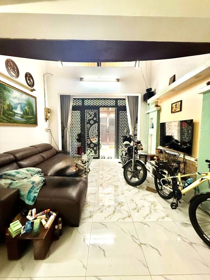 Nhà 3 tầng Cộng Hòa, P.13, Tân Bình 48m² giá 7 tỷ - Chính chủ bán gấp!