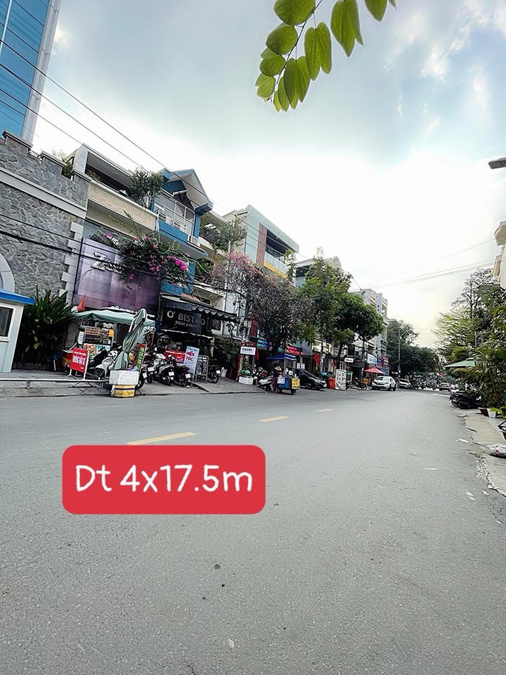 Nhà 4 tầng Nguyễn Gia Trí 70m² giá 14 tỷ - Pháp lý rõ ràng, sẵn sàng giao dịch!
