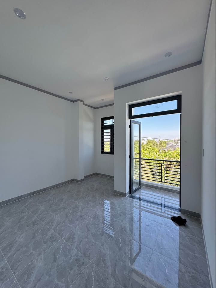 Nhà cấp 4 Tân Triều 100m² giá 1.45 tỷ - Sẵn sàng vào ở ngay!