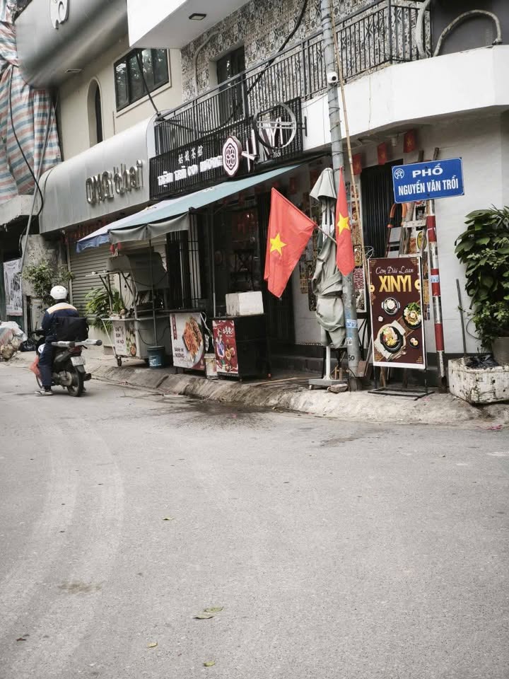 Nhà mặt phố Nguyễn Văn Trỗi, Hà Đông 35m² giá 10 tỷ - Kinh doanh đỉnh cao!