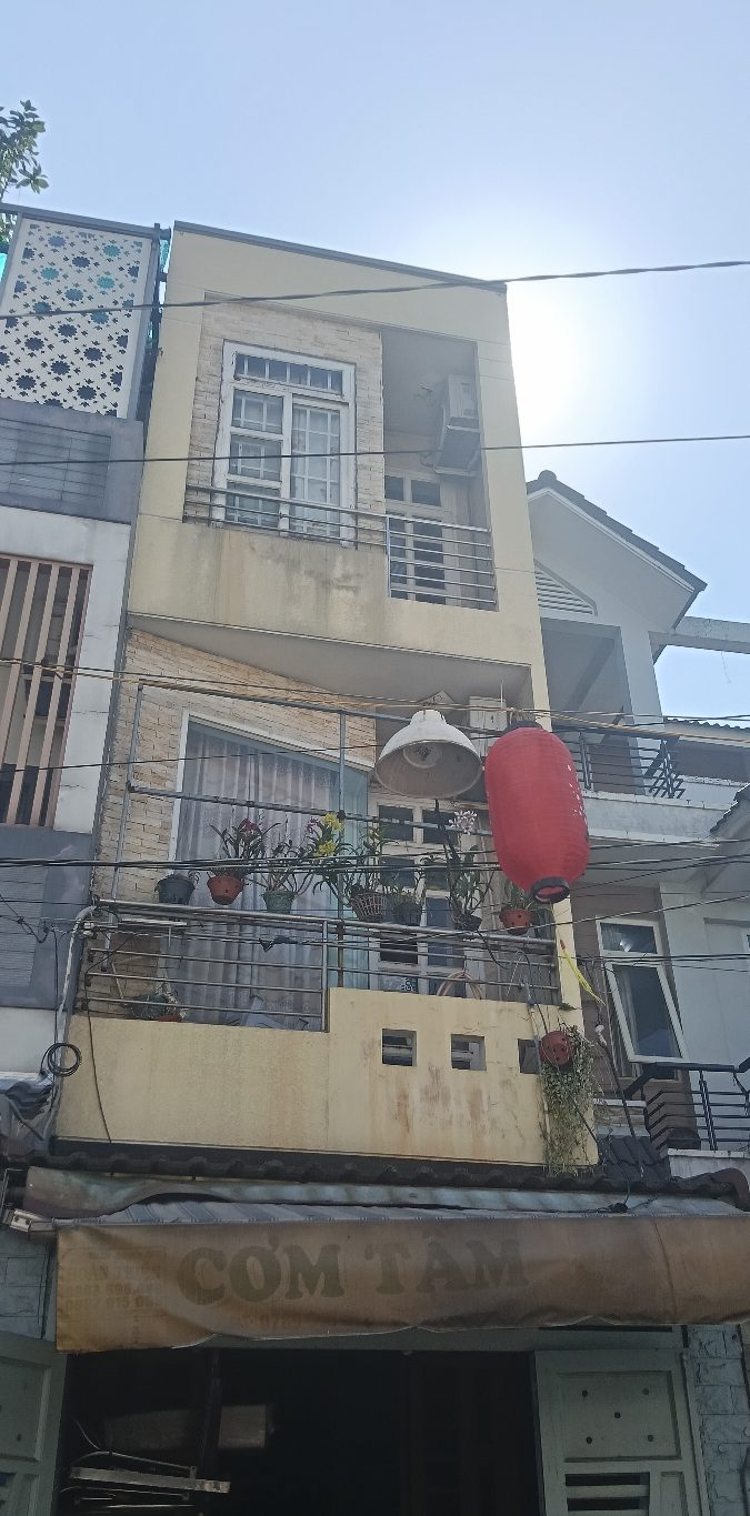 Nhà phố Nguyễn Ảnh Thủ, Quận 12, 57m² giá 5.3 tỷ - Vị trí đắc địa!