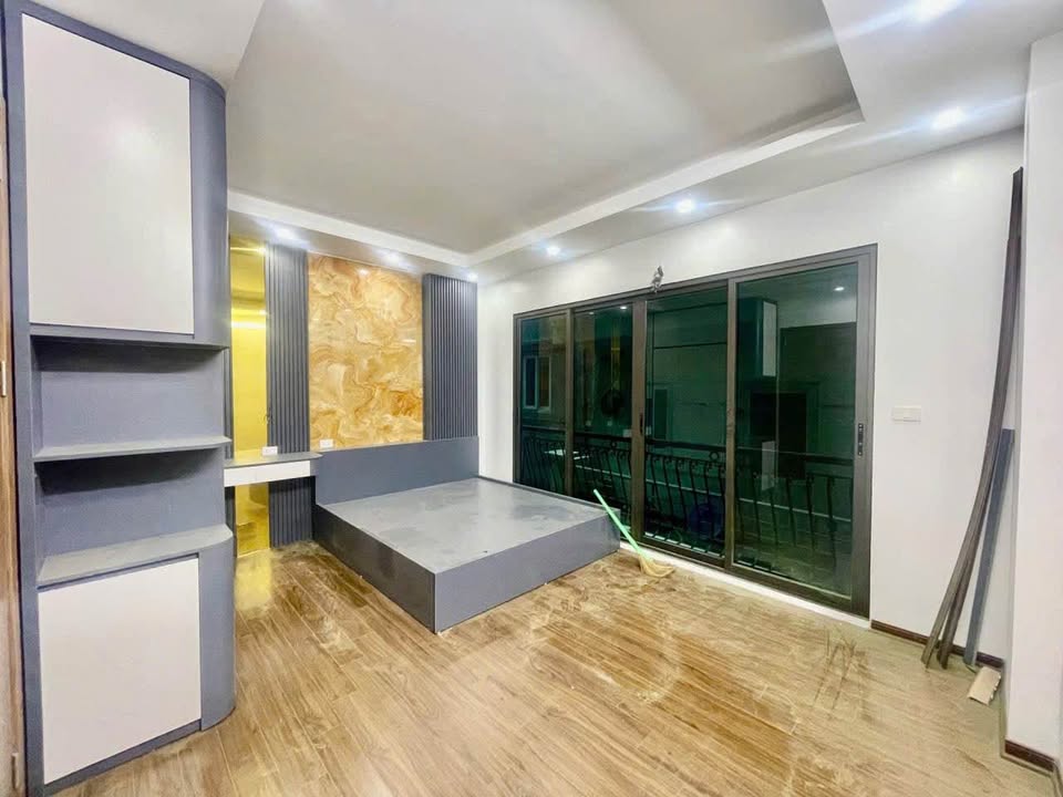 Nhà phố Bến Xe Mỹ Đình 33m² giá 8 tỷ - Đầu tư sinh lời ngay!