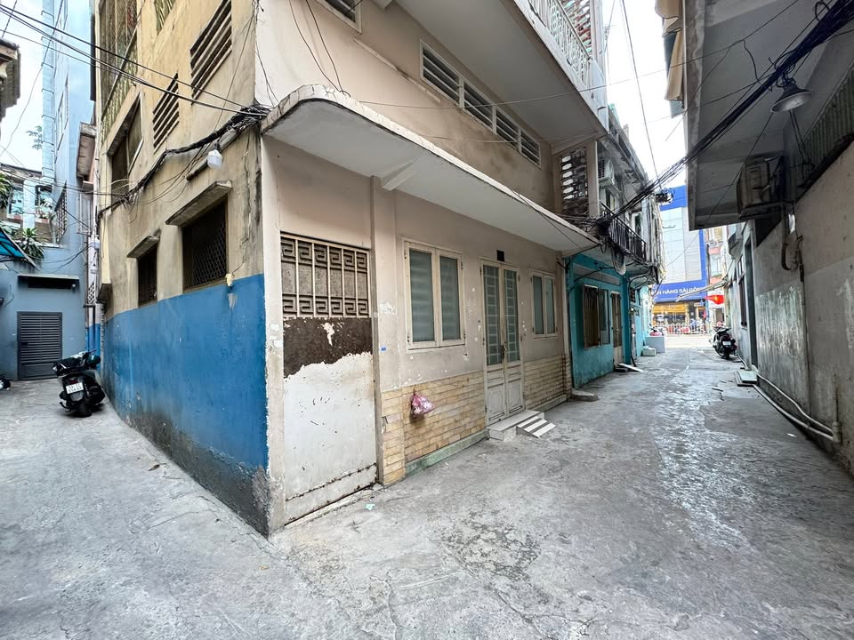 Nhà mới Phú Nhuận 33m² giá 8.48 tỷ - Ô tô vào tận nhà!