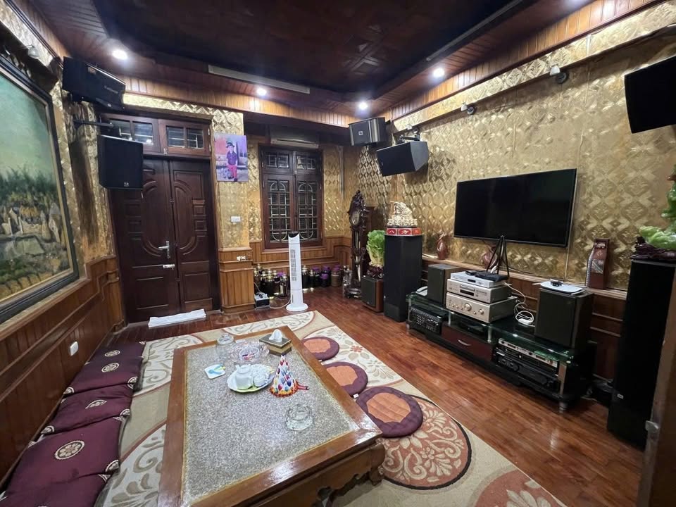 Townhouse Liền kề Văn Quán 70m² giá 20.5 tỷ - Vị trí đẹp, giá tốt nhất khu!