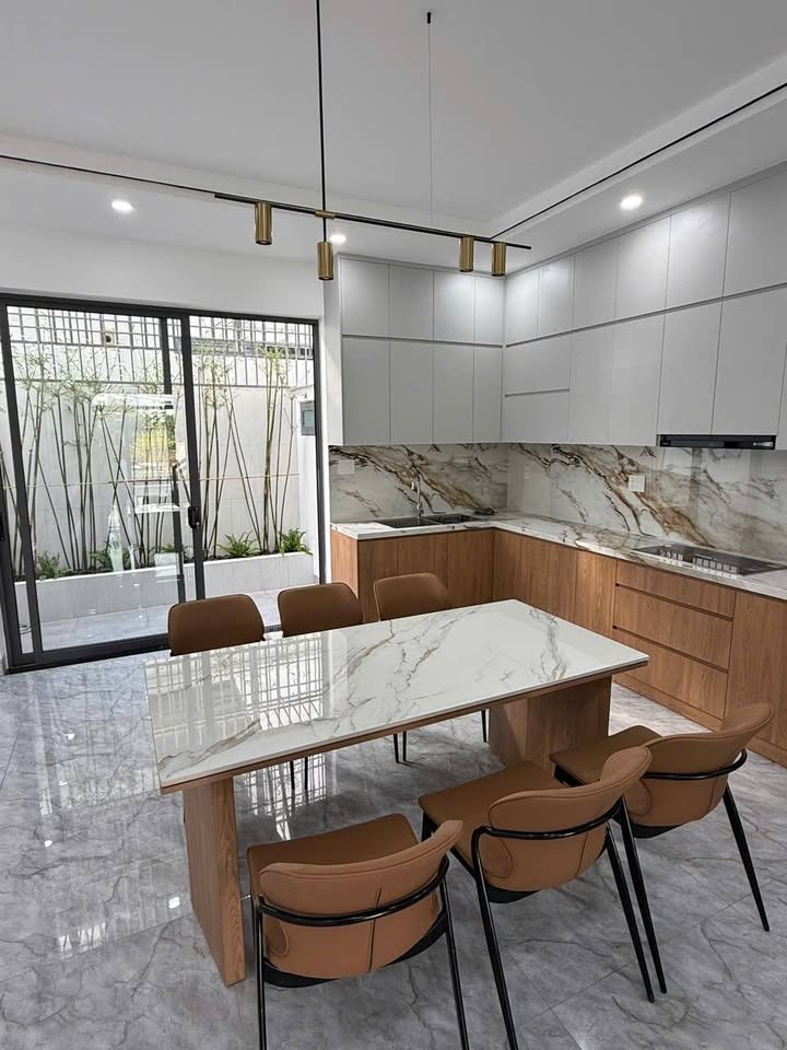 Townhouse Mỹ Gia Nha Trang 100m² giá 9.6 tỷ - Nhà mới hoàn thiện, sẵn sàng ở ngay!