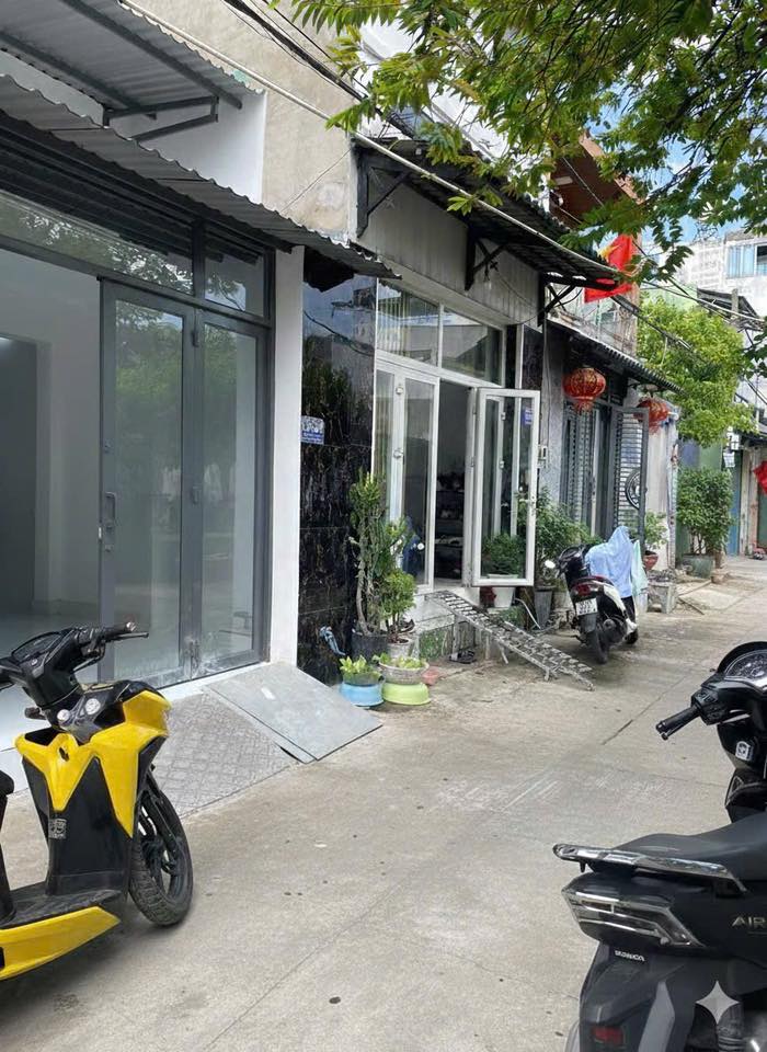 Nhà riêng Bình Tân 40m² giá 4.2 tỷ - Dòng tiền cho thuê ổn định!